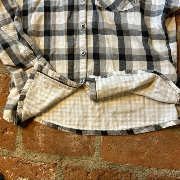 Patagonia Double Weave Woven size 4 button down Feather Grey shirt - Picture 7 of 15